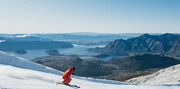 Ski Wanaka Couples and ski holiday experience